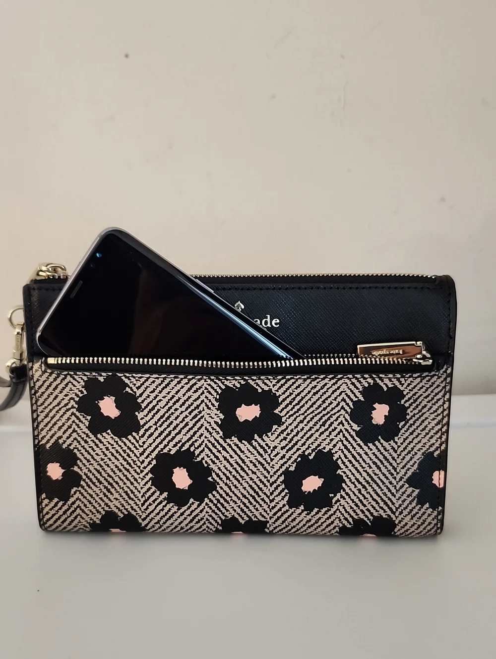 kate spade Staci Wristlet